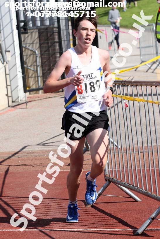 Mens under-17s  Northern 3 Stage Road Relay, SportsCity, Manchester. Photo: David T. Hewitson/Sports for All Pics